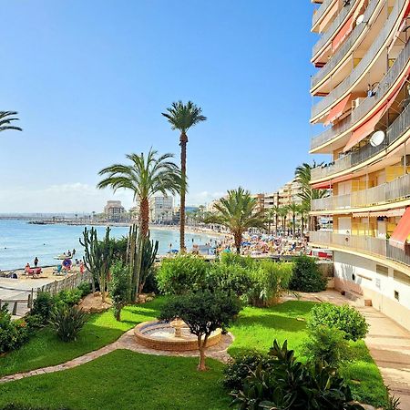 Garden Beach Apartment 托雷维耶哈 外观 照片