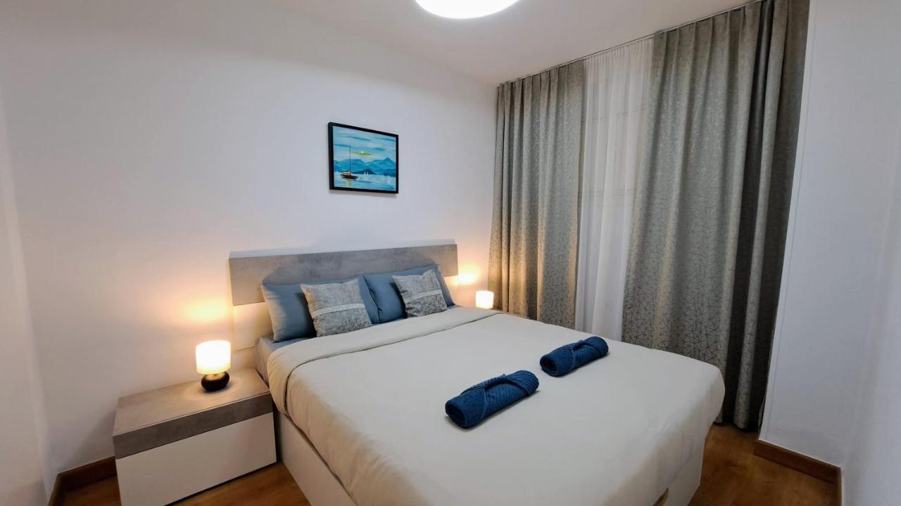 Garden Beach Apartment 托雷维耶哈 外观 照片